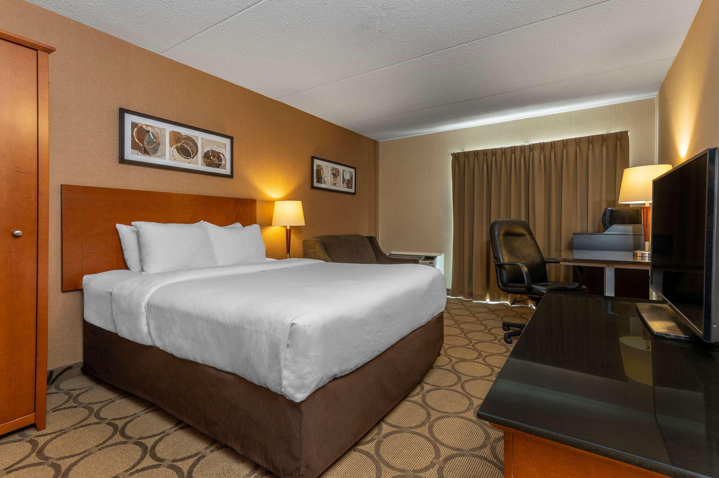 Comfort Inn Laval Exterior foto