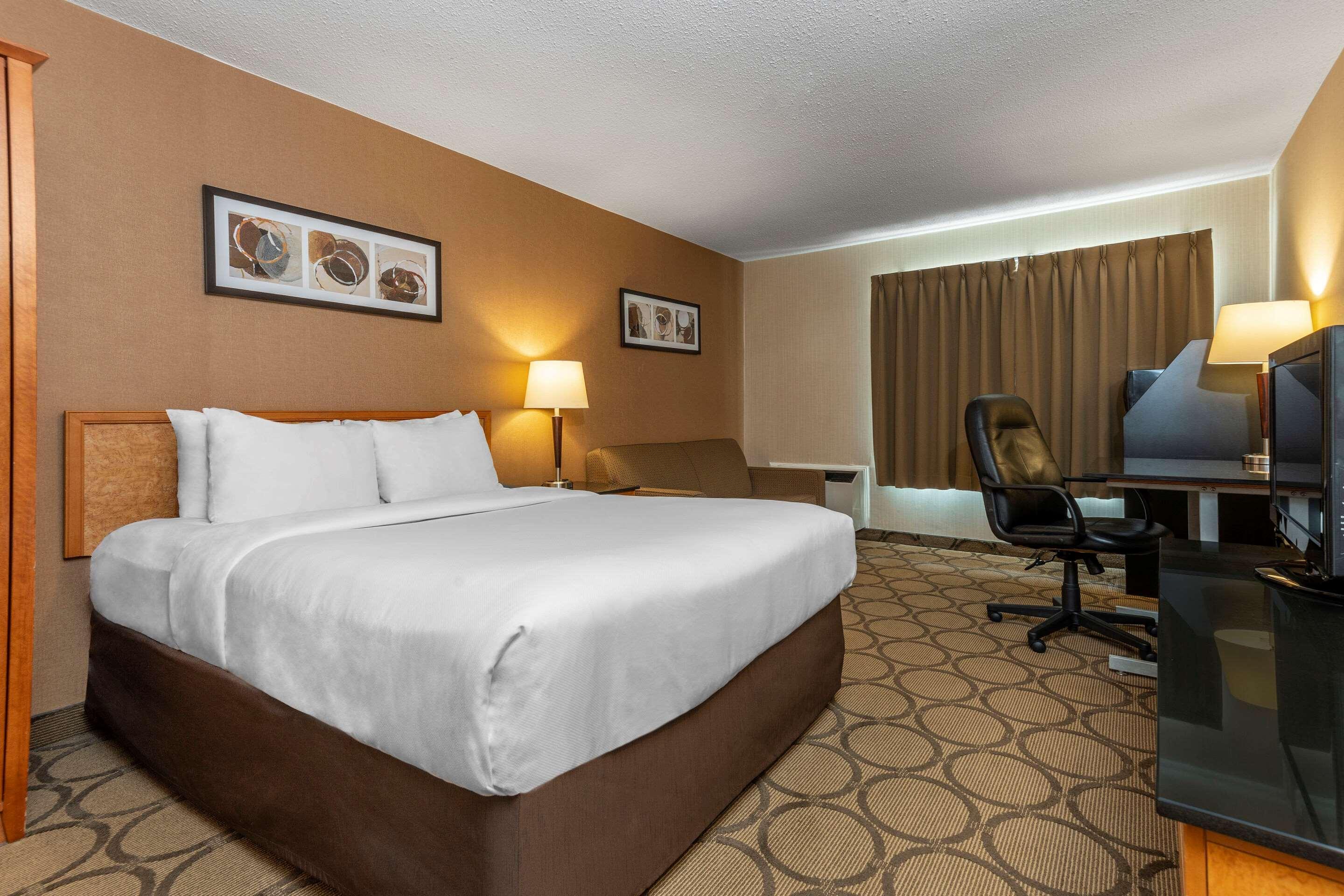 Comfort Inn Laval Exterior foto